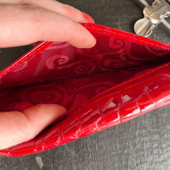 Brighton Crocodile Embossed Burgundy Red Leather Billfold Wallet - Picture 7 of 9